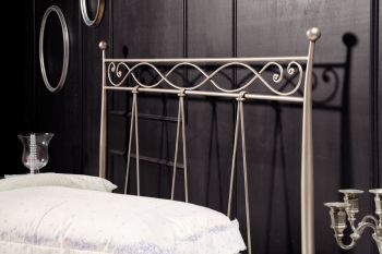 Bed VICTORIA